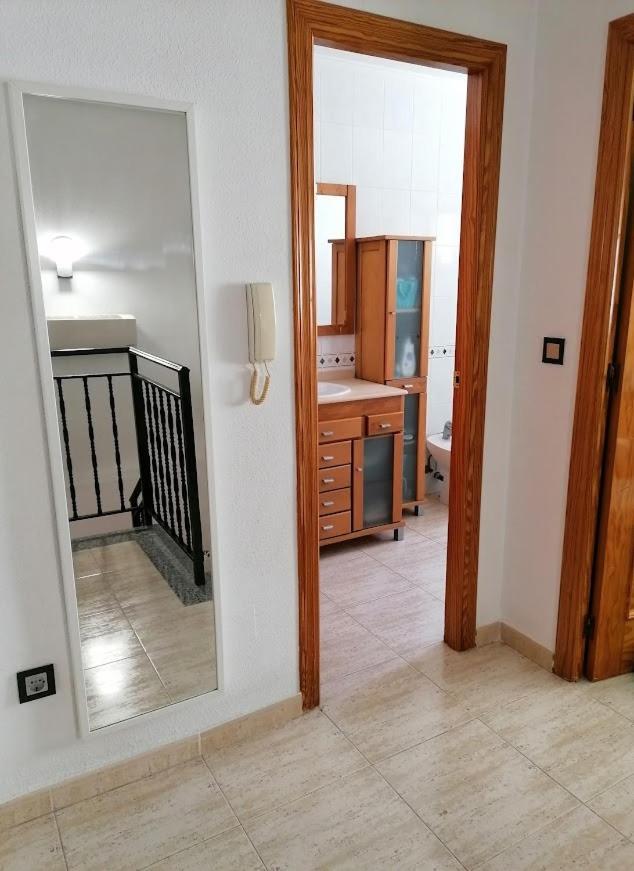 Magnificent 3 Bedroom House Close To The Beach With Community Swimming Pool Santa Pola Exterior photo